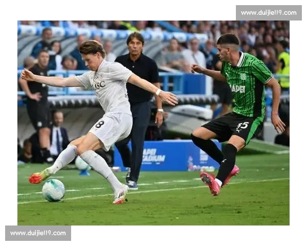 高清足球直播PC版免费在线观看畅享全球赛事精彩瞬间 - 副本 - 副本 - 副本 (5)